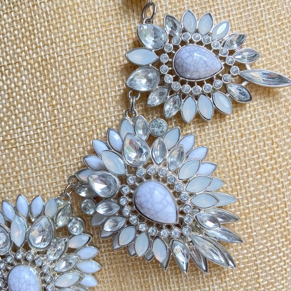 Chunky silvertone statement necklace with clear and gray rhinestone segments - Picture 4 of 9